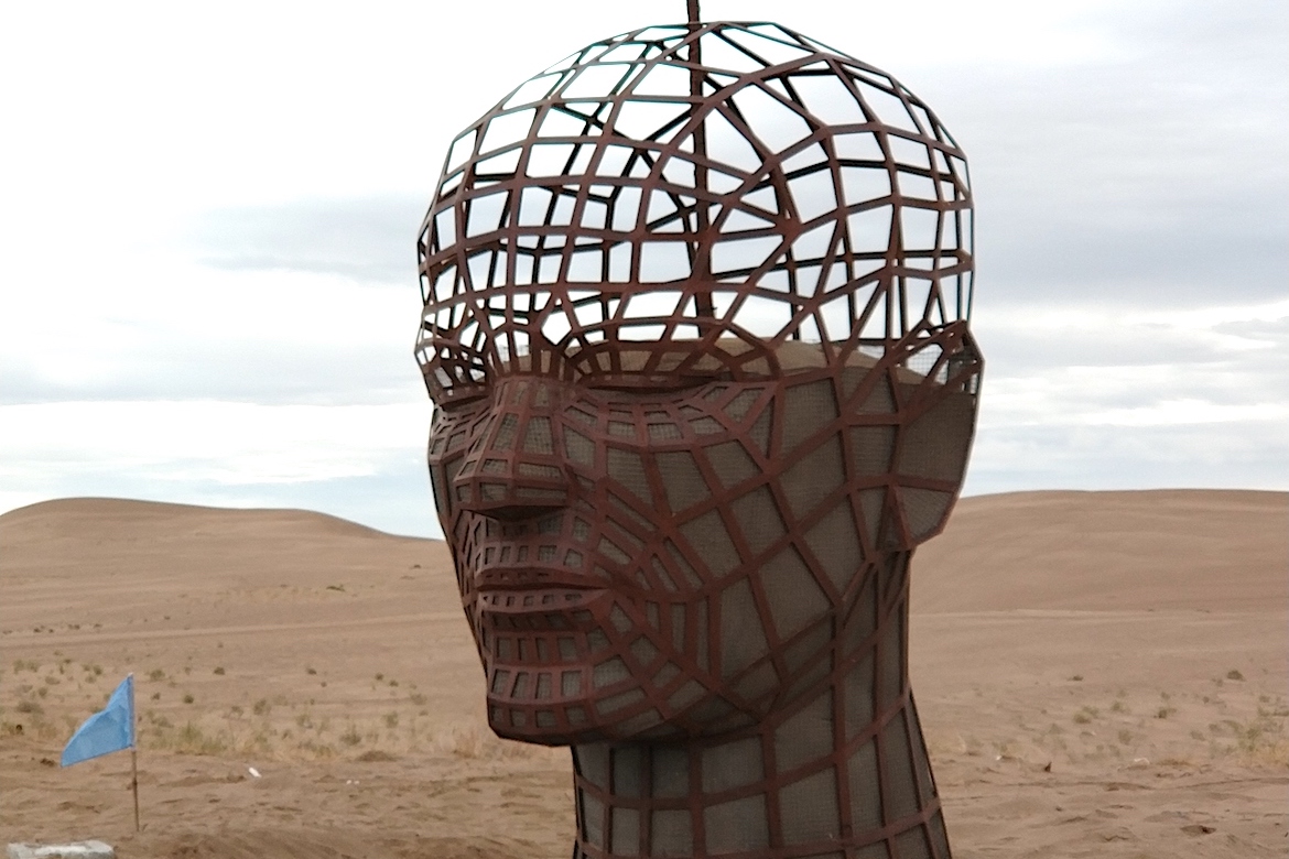 人头镂空-不锈钢雕塑