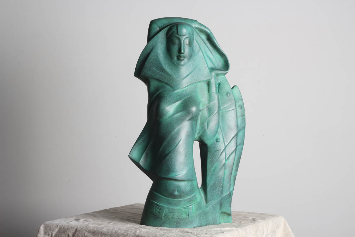 渔姑半抽象人物-铸铜雕塑